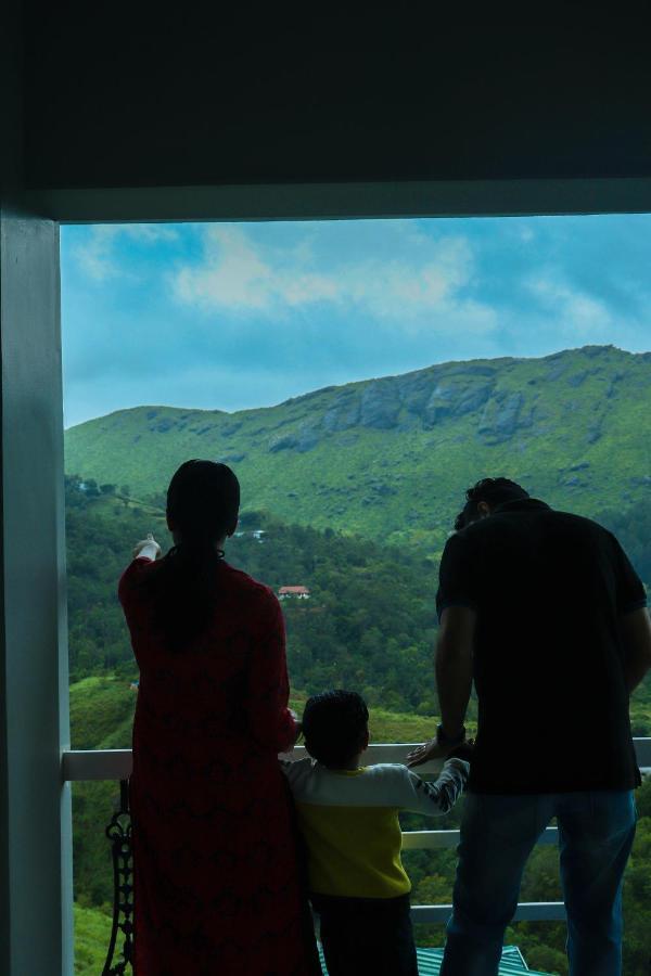 The Kissing Mountains Hotel Vagamon Exterior photo